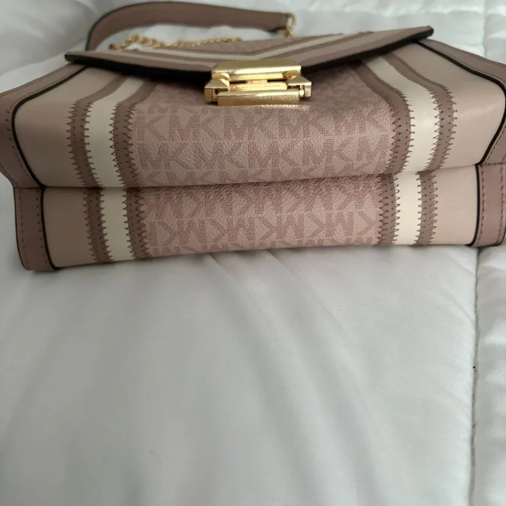 Michael Kors Rose Signature Coated Canvas Leather Whitney Shoulder Bag Chic